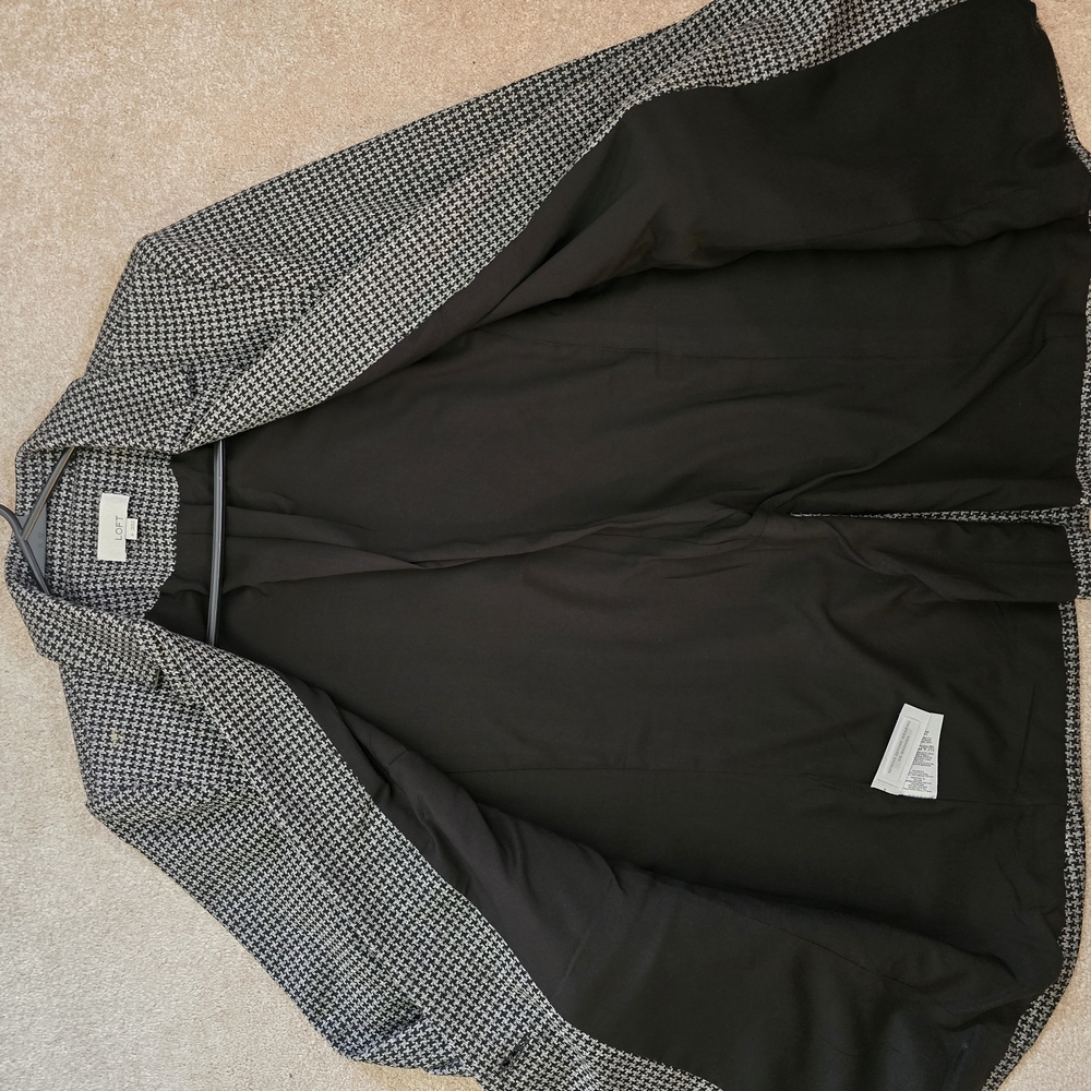 Loft Black White Houndstooth Single Button Closur… - image 5